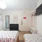 Life Magenta Bed and Breakfast