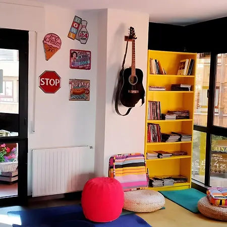 Bed & Breakfast Life Magenta Gijón
