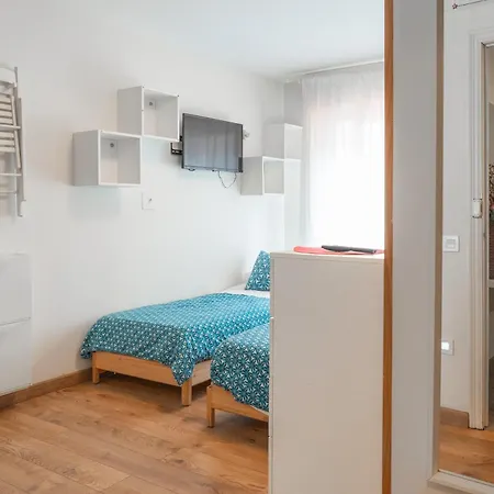 Life Magenta Bed and Breakfast Χιχόν