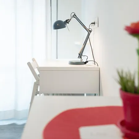 Bed and Breakfast Life Magenta